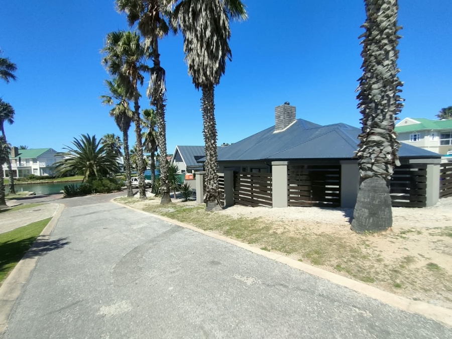 3 Bedroom Property for Sale in Marina Martinique Eastern Cape